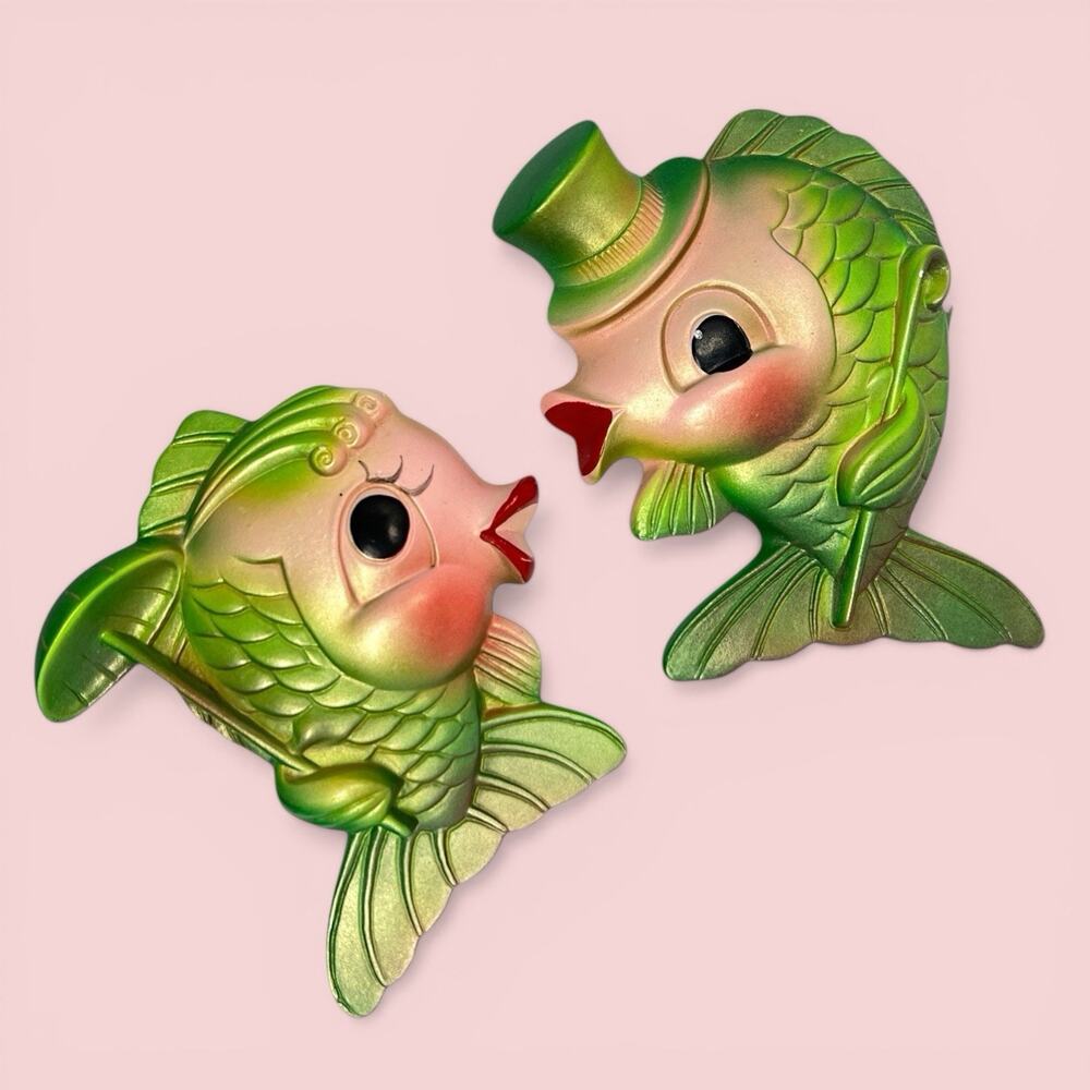 Vintage Miller Studio Kissing Fish Chalkware MCM Kitsch Wall Decor